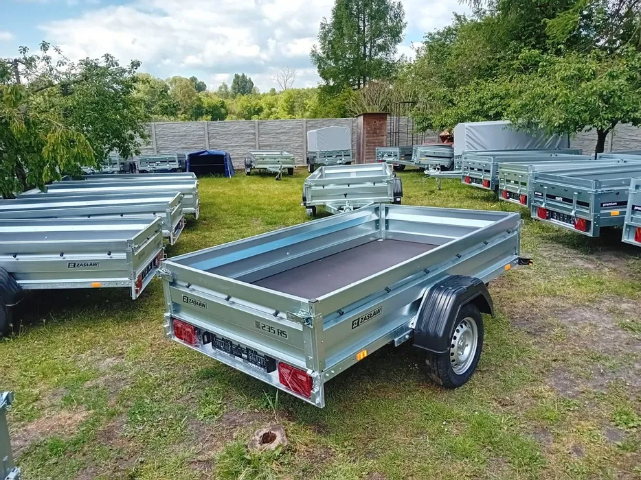 Zasław 235RS - na resorze
